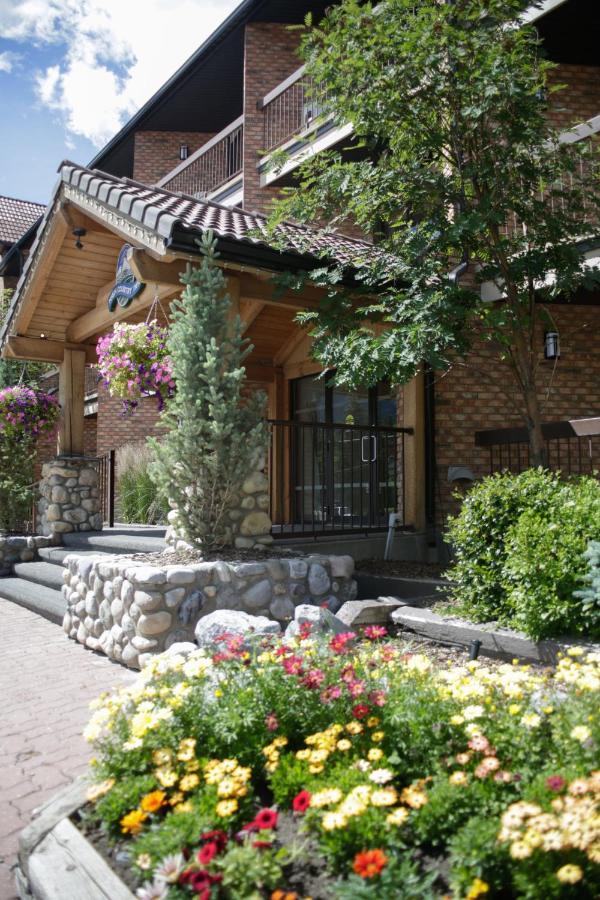 High Country Inn Banff Exterior photo