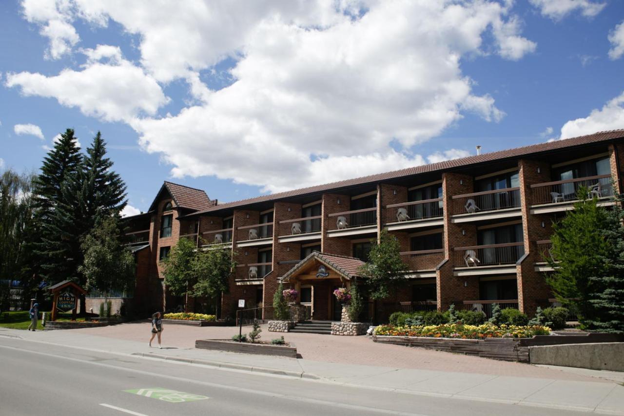 High Country Inn Banff Exterior photo